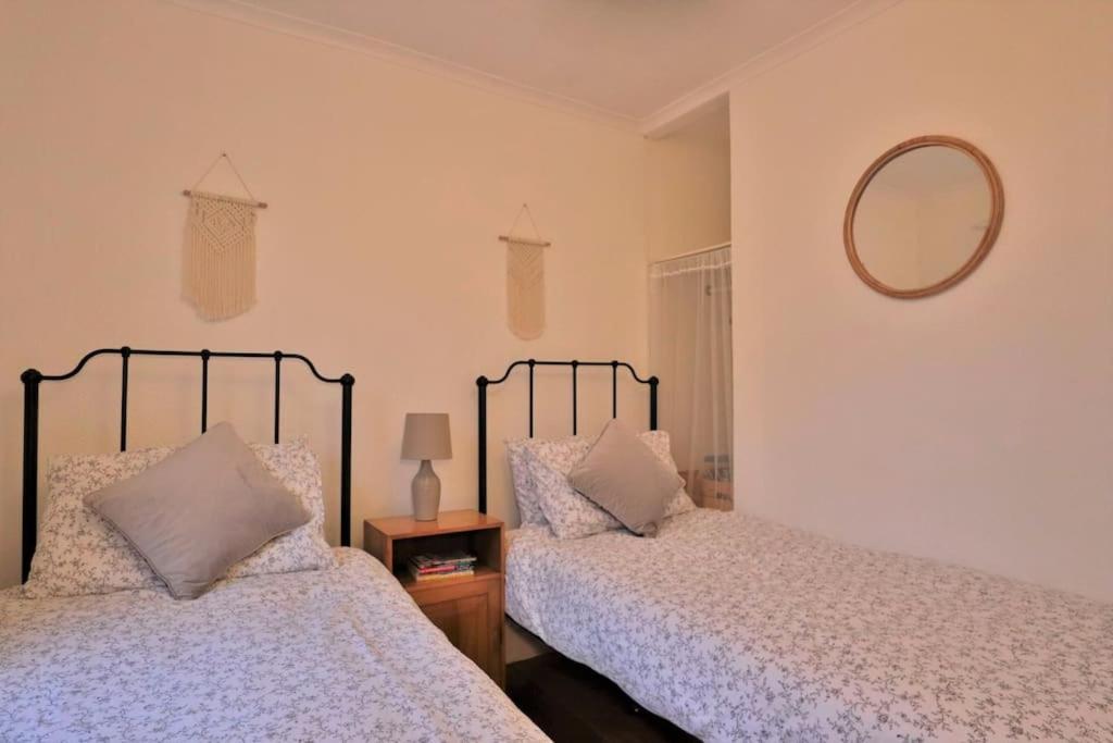 Cute Cottage 4 Mins From Cafes Station And Sea St Leonards-on-Sea Exteriér fotografie